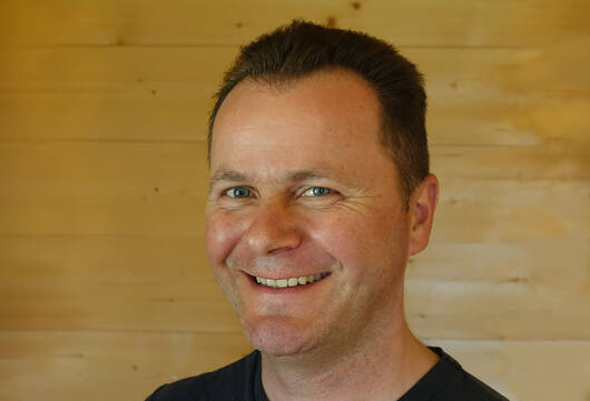 Porträt Peter Knaus